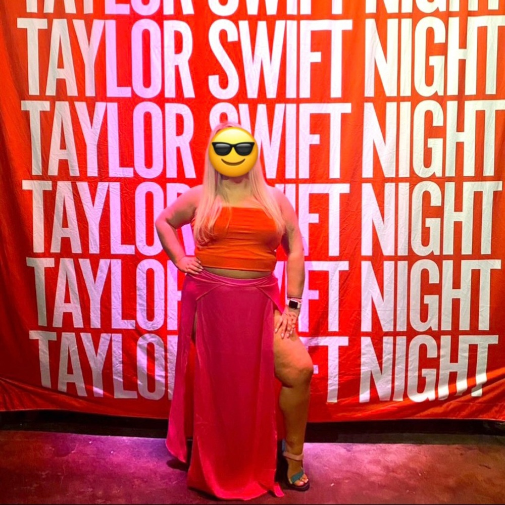 Taylor Swift Eras Tour Outfit XL skirt L top